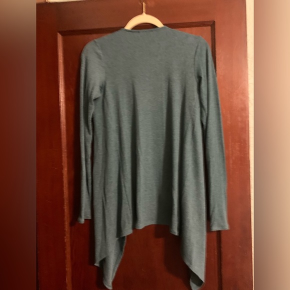 Duster - Picture 3 of 6